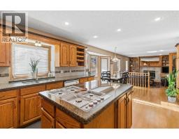 2pc Bathroom - 24 Signature Point Sw, Calgary, AB T3H3B9 Photo 9