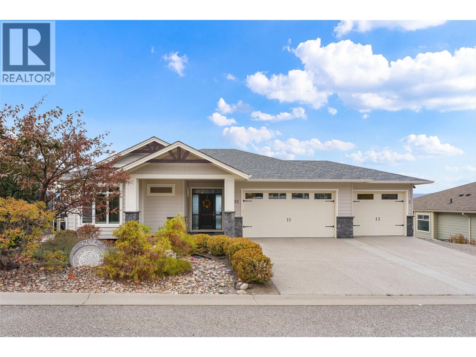 2492 Lago Vista Street, Kelowna