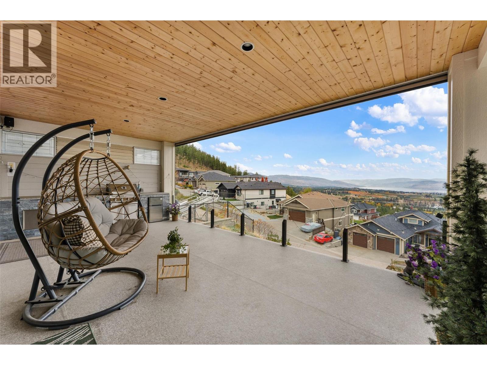 2492 Lago Vista Street, Kelowna - Image 1