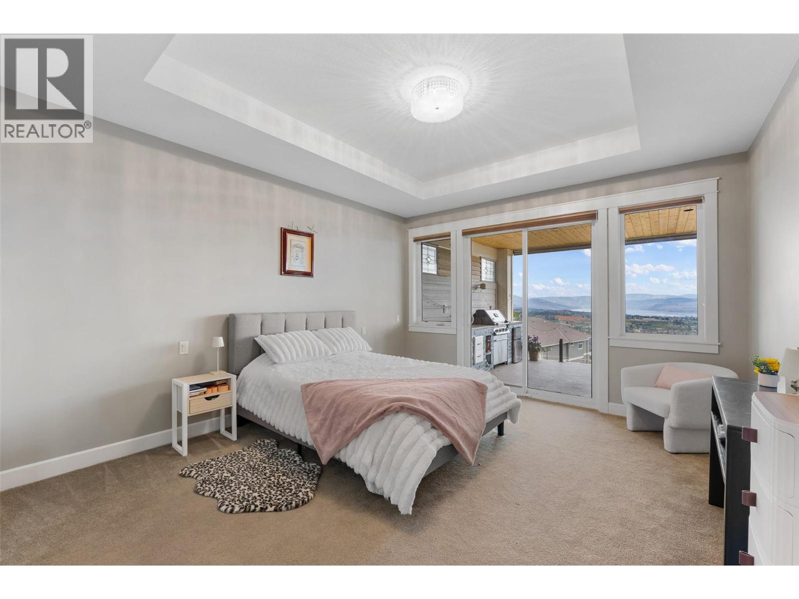 2492 Lago Vista Street, Kelowna - Image 1