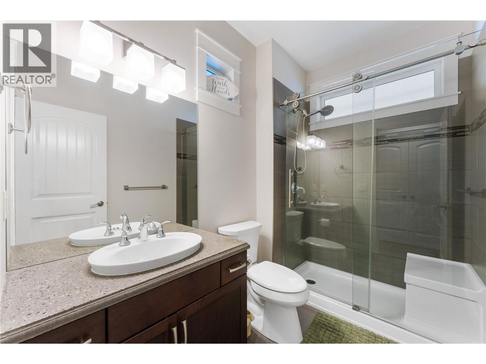2492 Lago Vista Street, Kelowna - Image 1