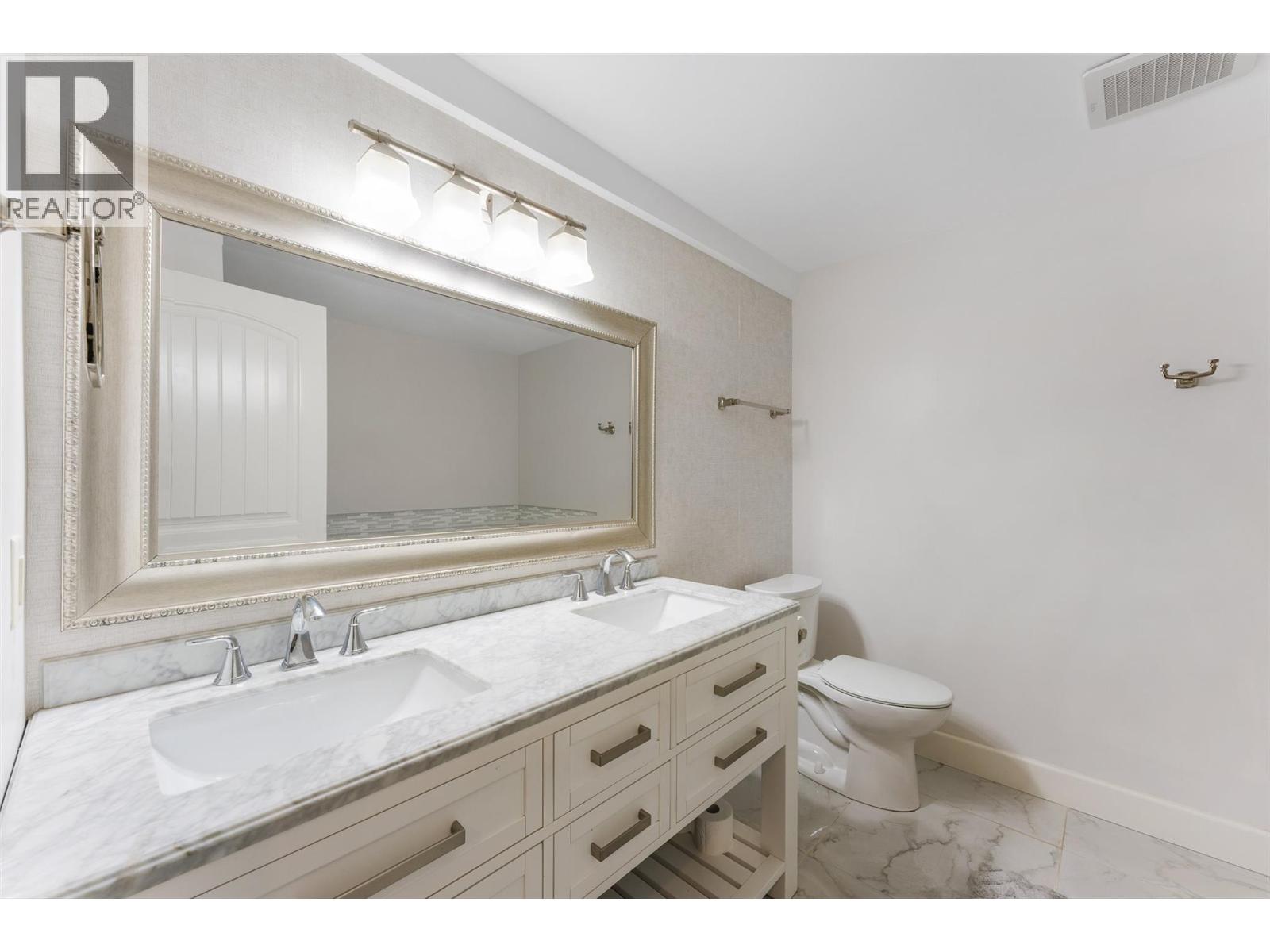 2492 Lago Vista Street, Kelowna - Image 1