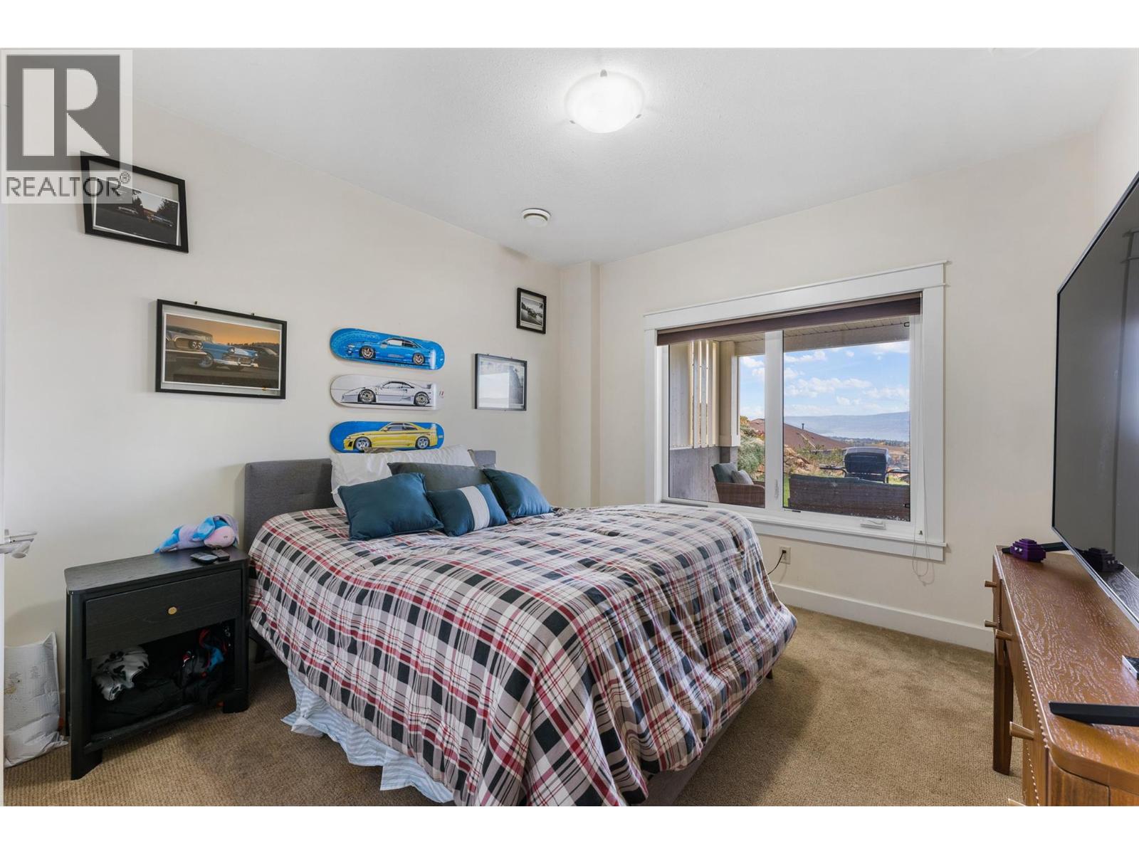 2492 Lago Vista Street, Kelowna - Image 1