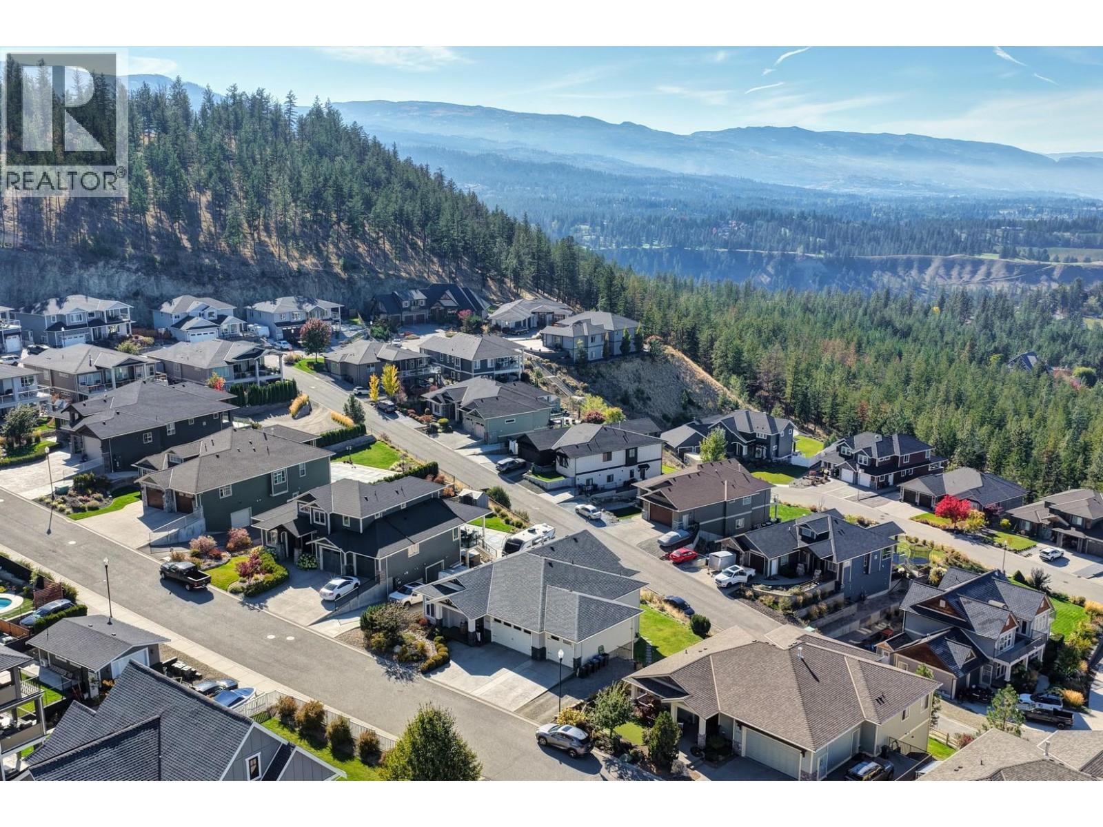 2492 Lago Vista Street, Kelowna - Image 1