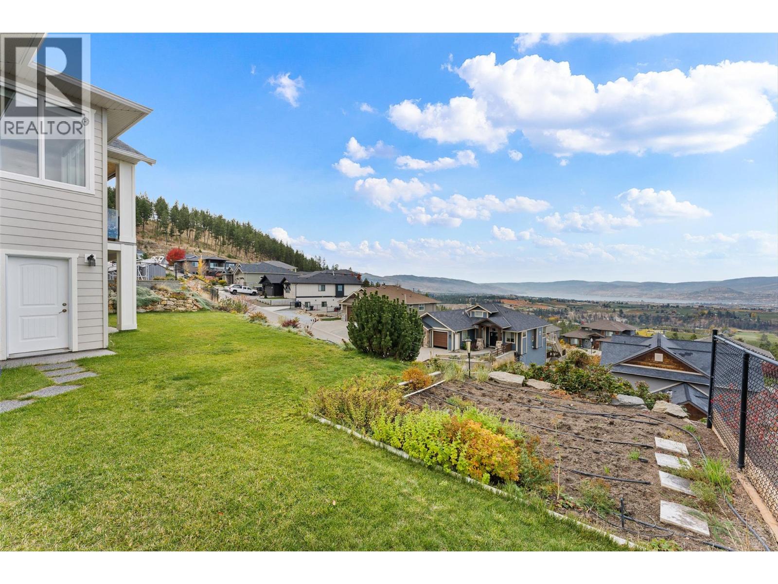 2492 Lago Vista Street, Kelowna - Image 1