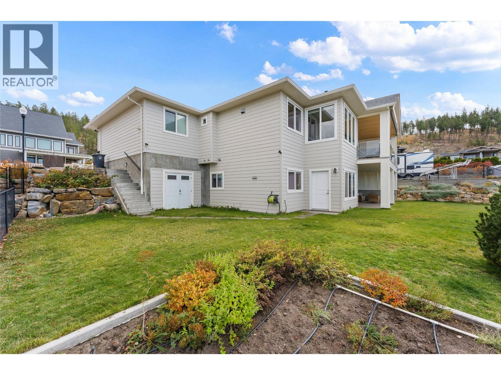 2492 Lago Vista Street, Kelowna - Image 1