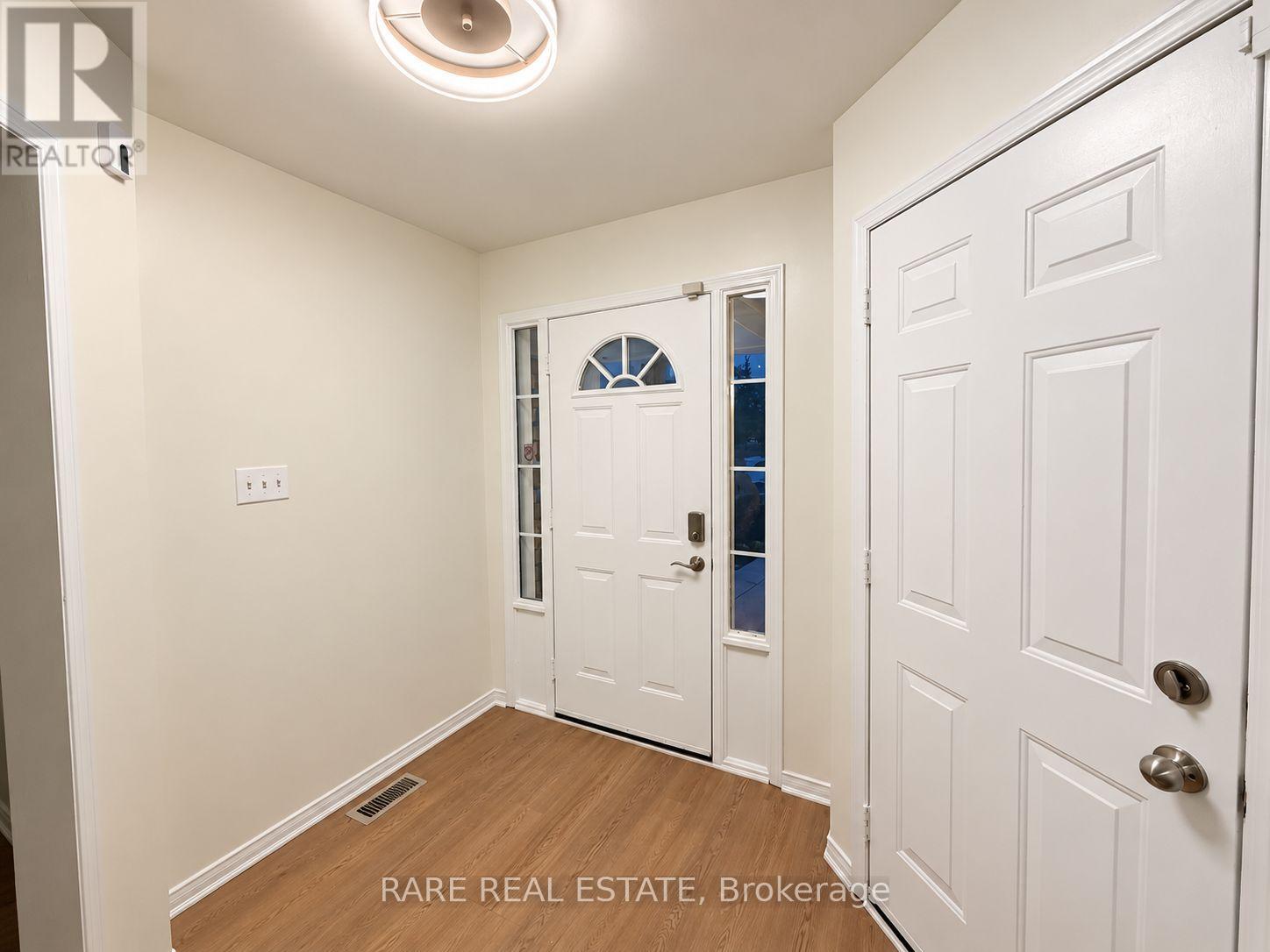 1045 CORRIE Street, Innisfil photo 16