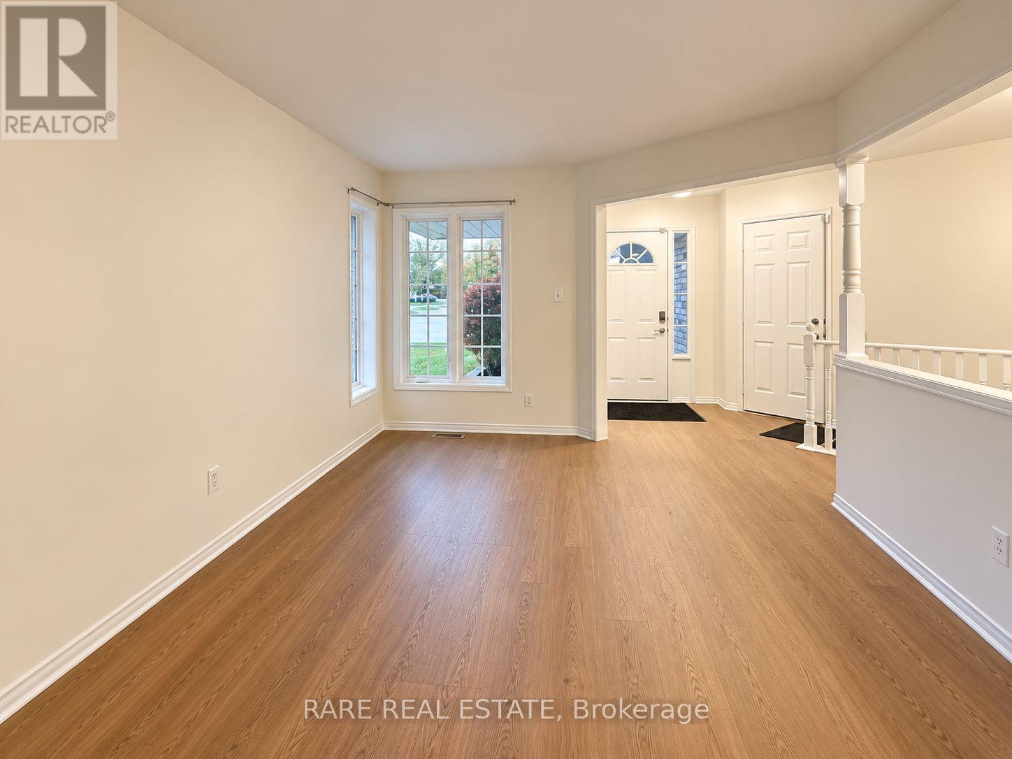 1045 CORRIE Street, Innisfil photo 18