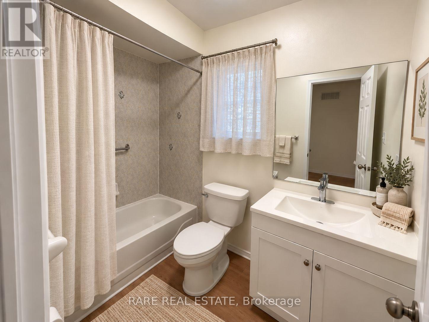 1045 CORRIE Street, Innisfil photo 9