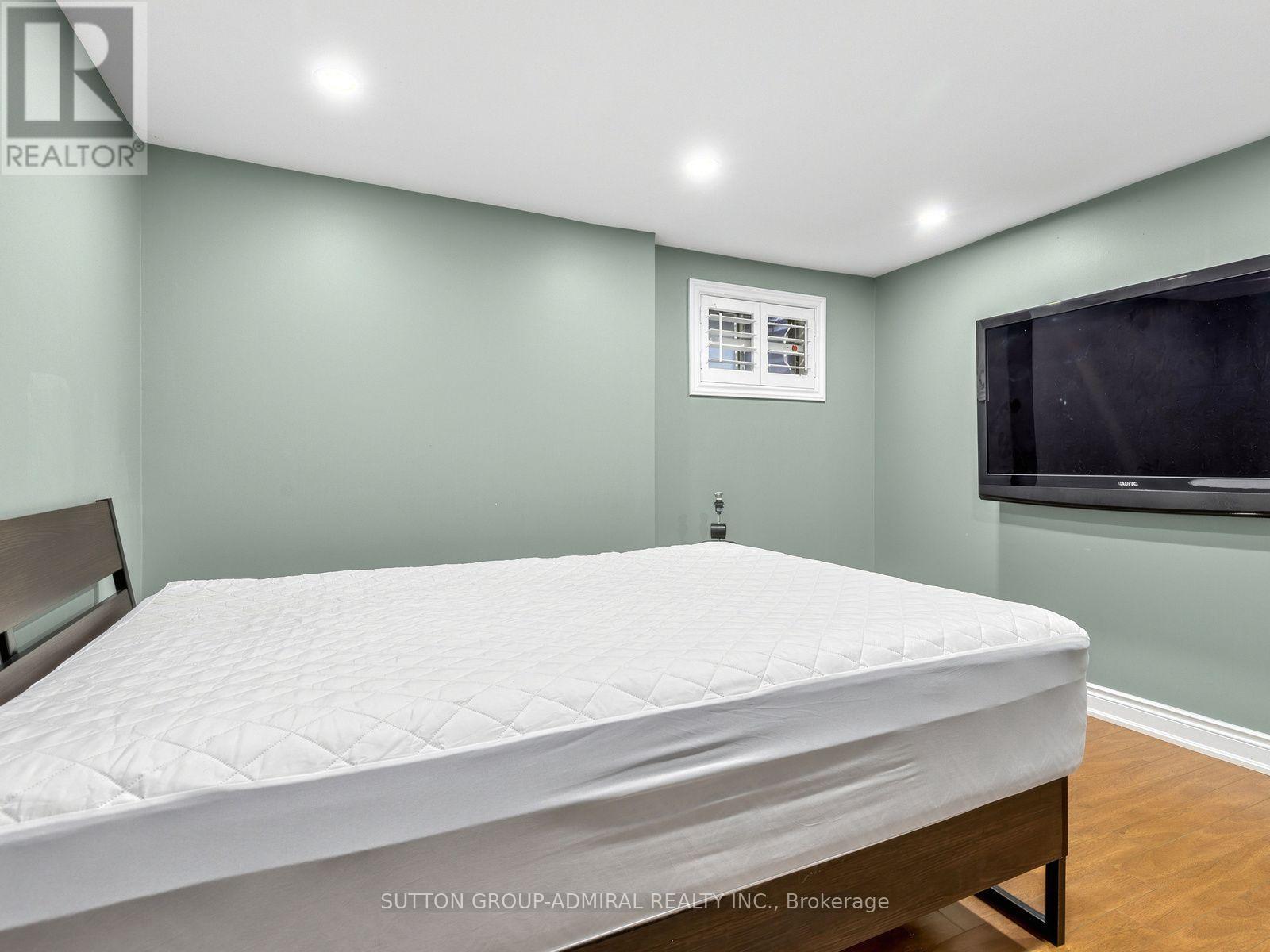238 Glen Shields Avenue, Vaughan, ON photo 36