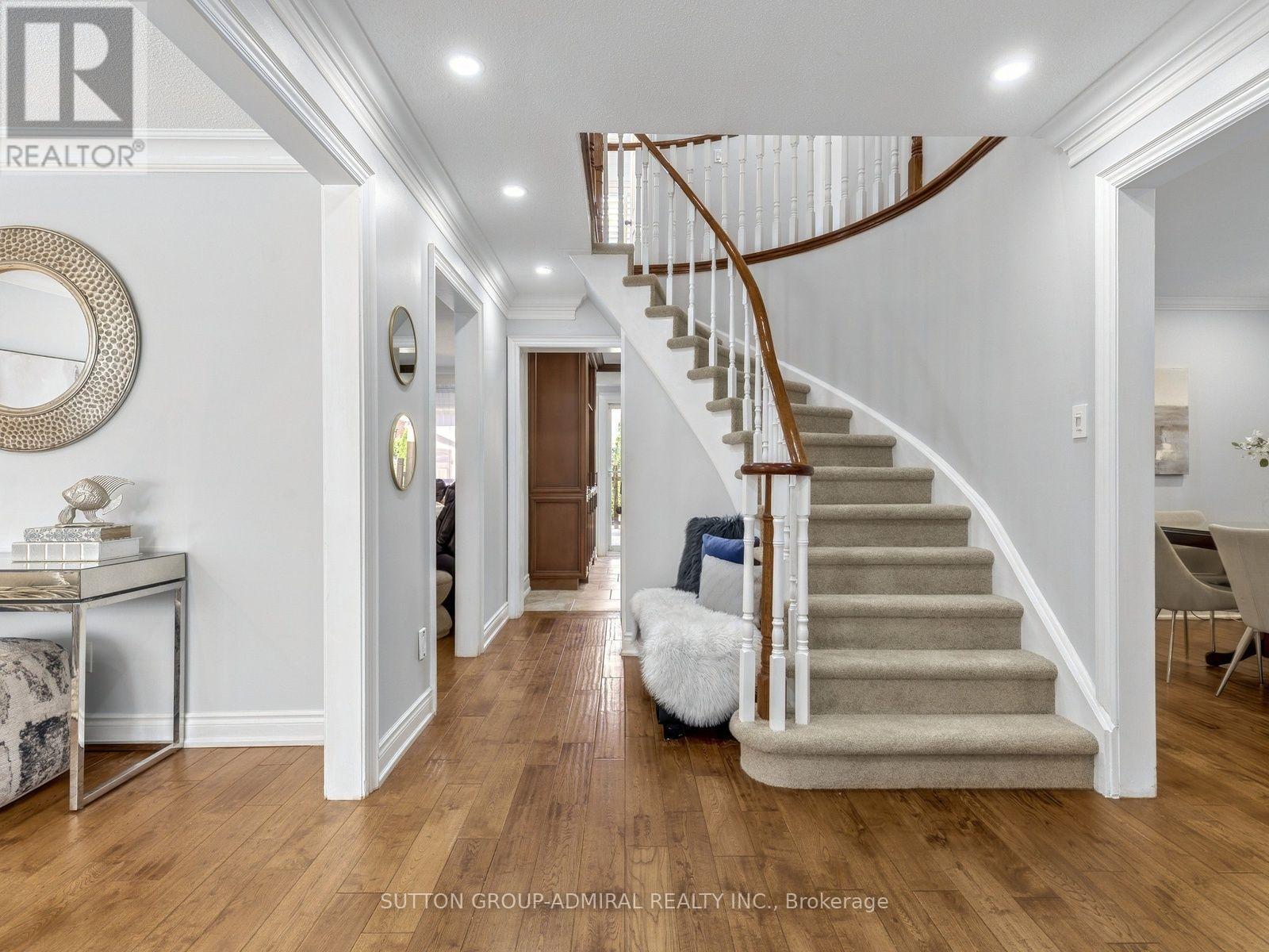 238 Glen Shields Avenue, Vaughan, ON photo 4