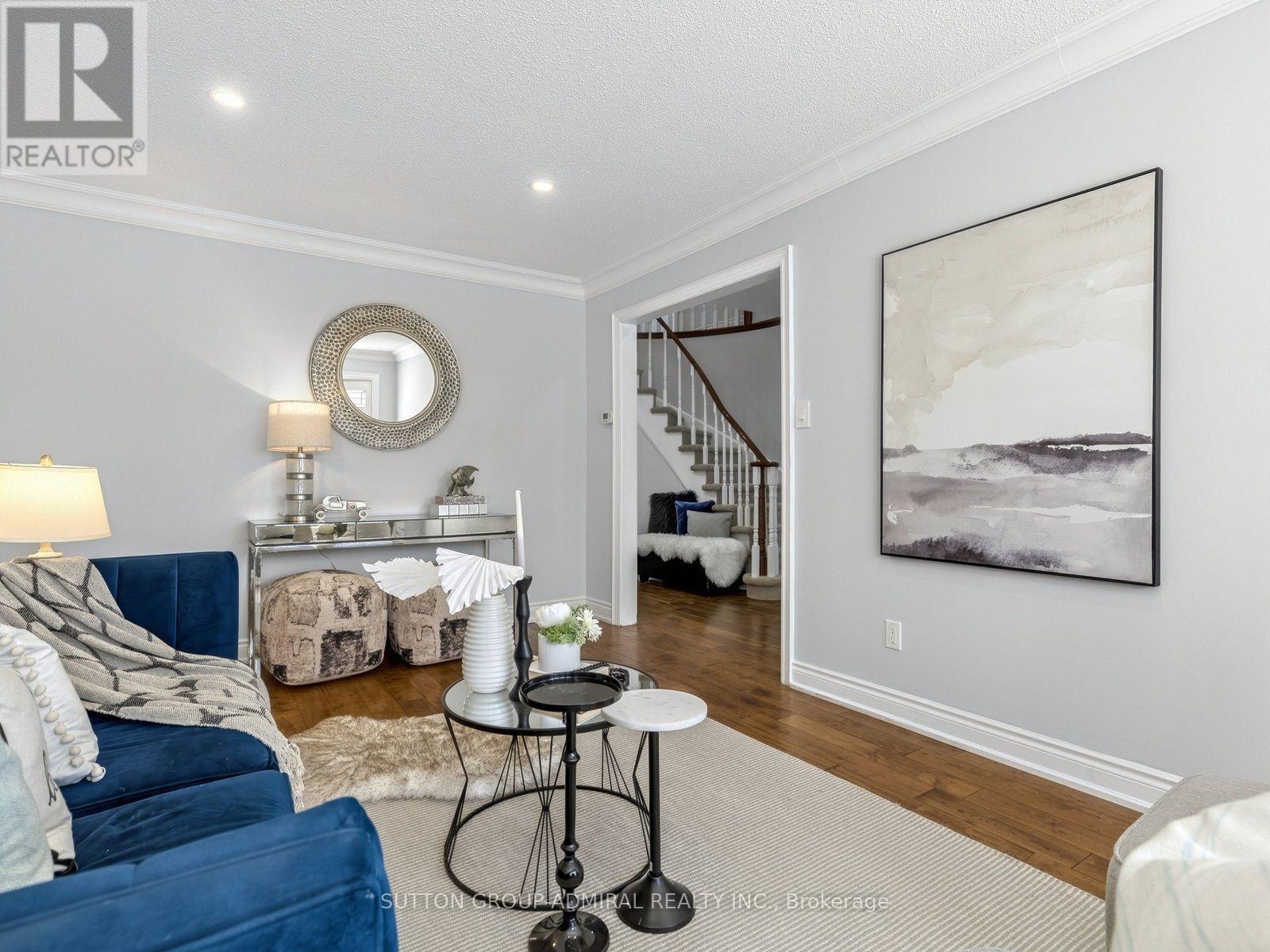 238 Glen Shields Avenue, Vaughan, ON photo 8