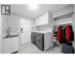 2480 Gale Avenue, Coquitlam, BC V3K6B6 Photo 11
