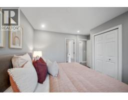 2480 Gale Avenue, Coquitlam, BC V3K6B6 Photo 20
