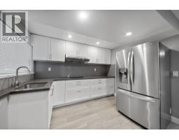 2480 Gale Avenue, Coquitlam, BC V3K6B6 Photo 29