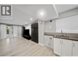 2480 Gale Avenue, Coquitlam, BC V3K6B6 Photo 30