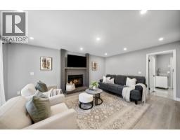 2480 Gale Avenue, Coquitlam, BC V3K6B6 Photo 9