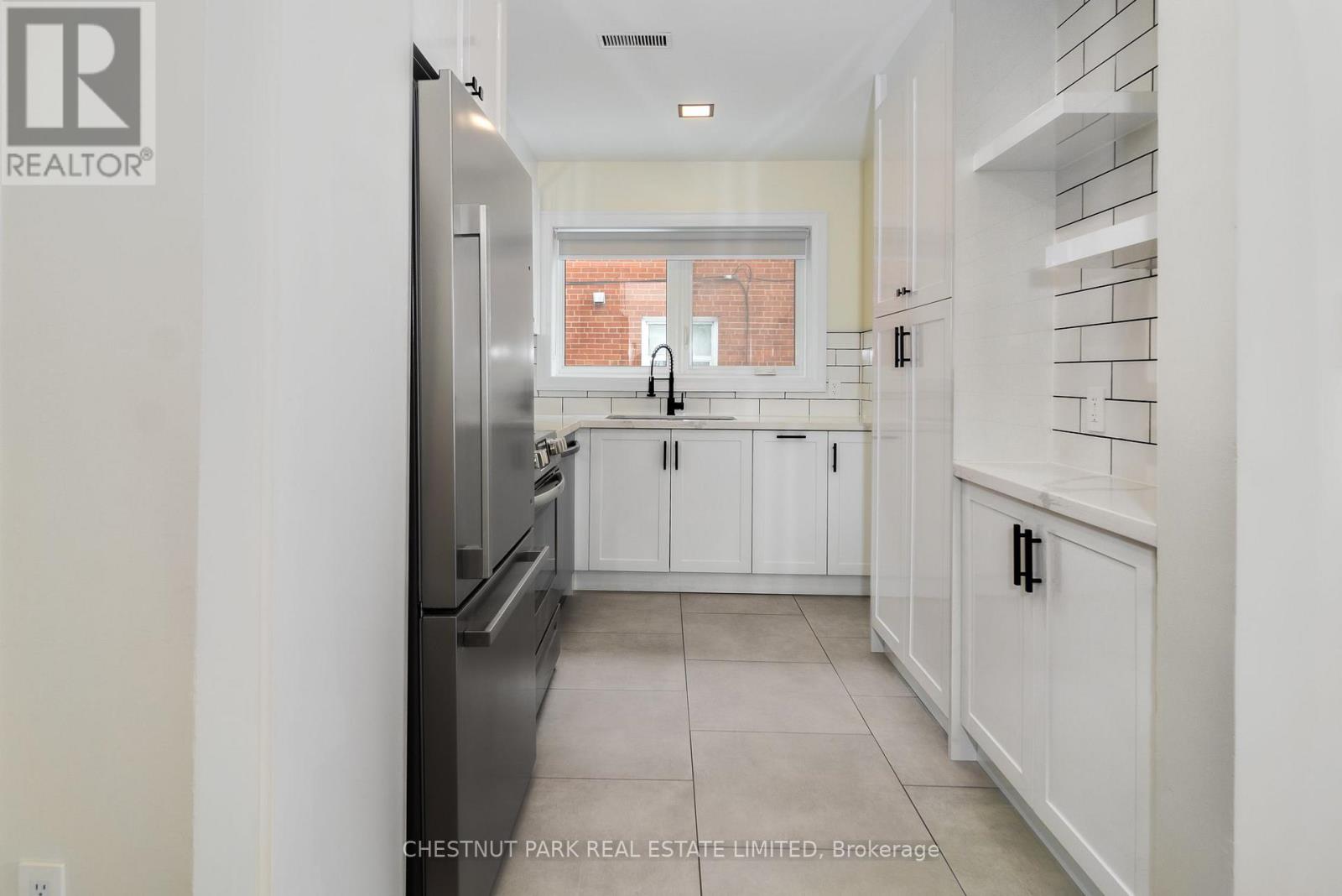 3 - 38 PENHURST AVENUE, Toronto (Stonegate-Queensway) — photo 11