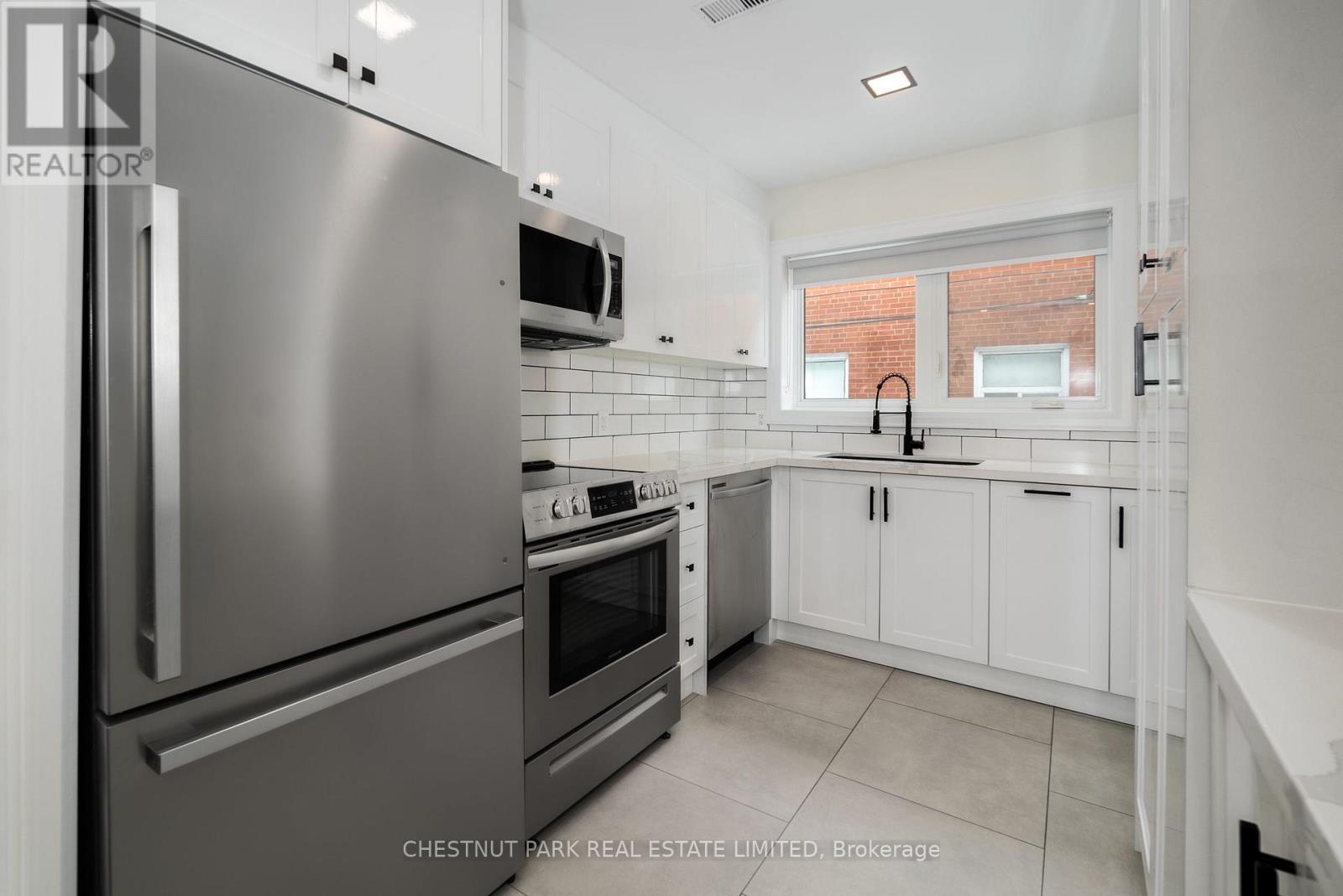 3 - 38 PENHURST AVENUE, Toronto (Stonegate-Queensway) — photo 12