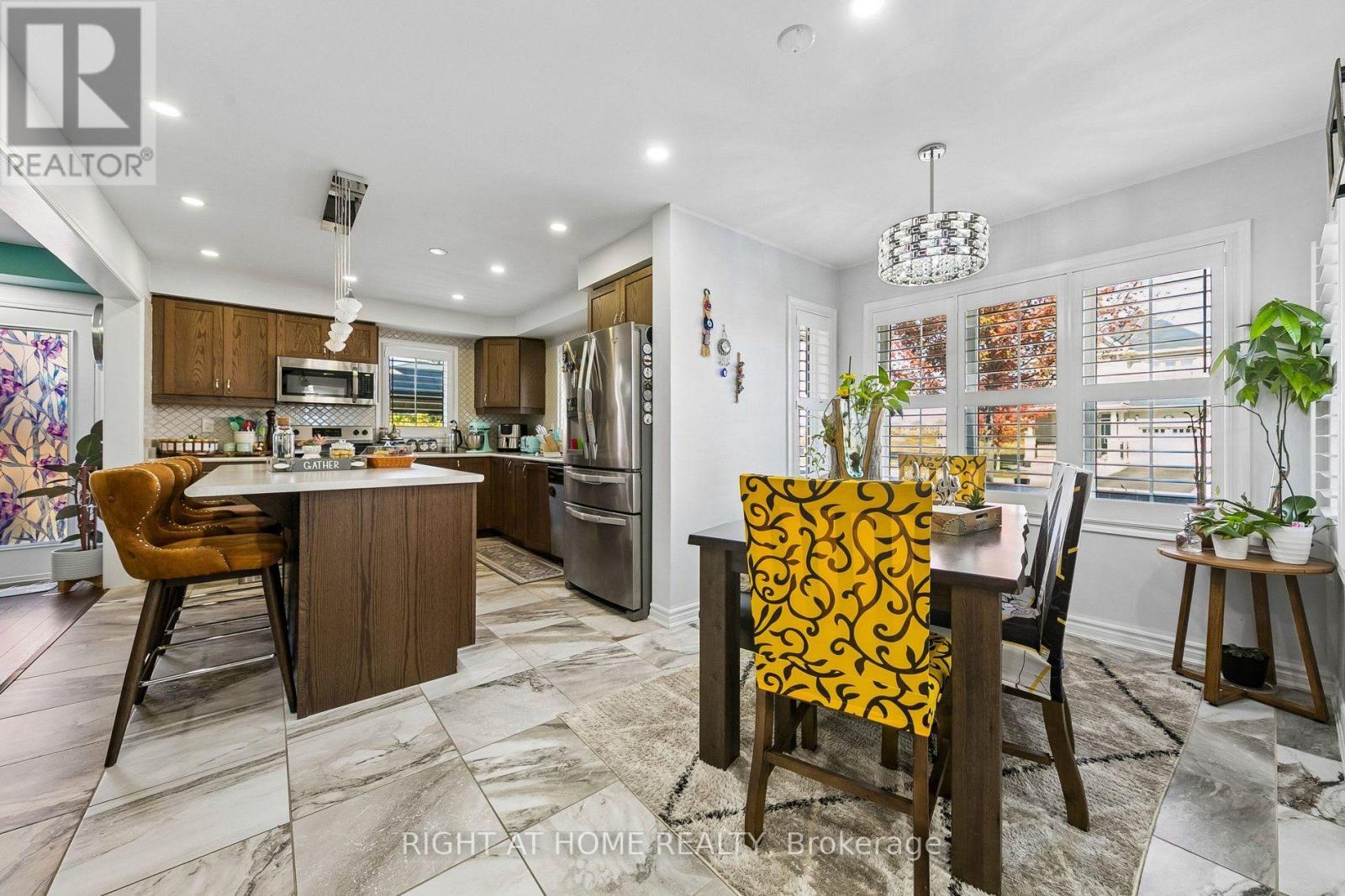313 Gillett Point, Milton, ON photo 17