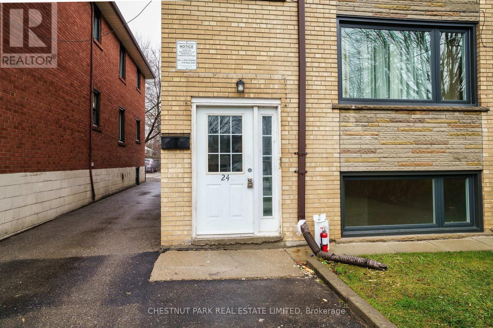 1 - 24 HEMAN STREET, Toronto (Mimico) — photo 3