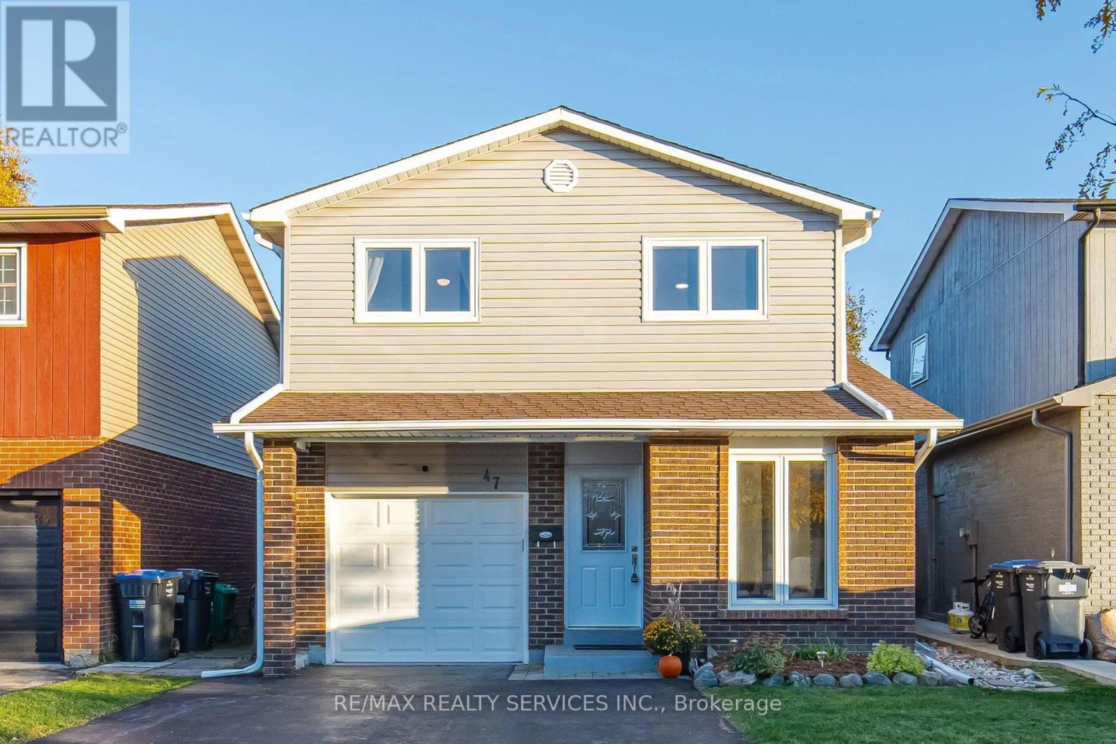47 LINDRIDGE AVENUE, Brampton (Westgate)