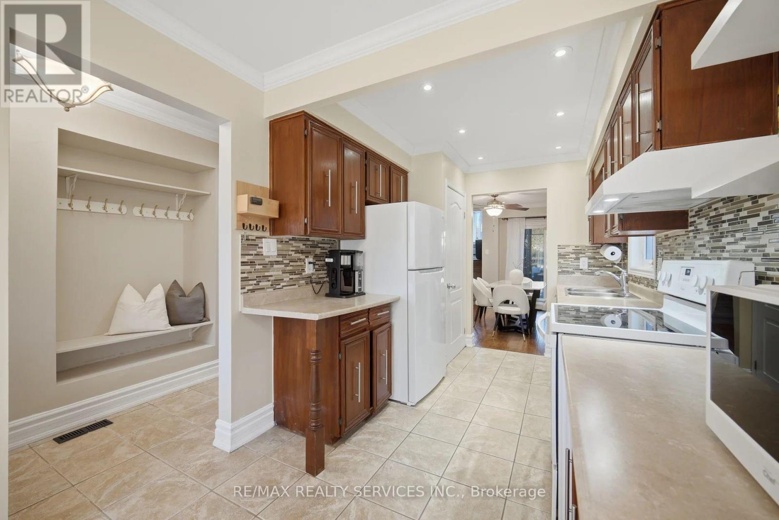 47 LINDRIDGE AVENUE, Brampton (Westgate) — photo 6