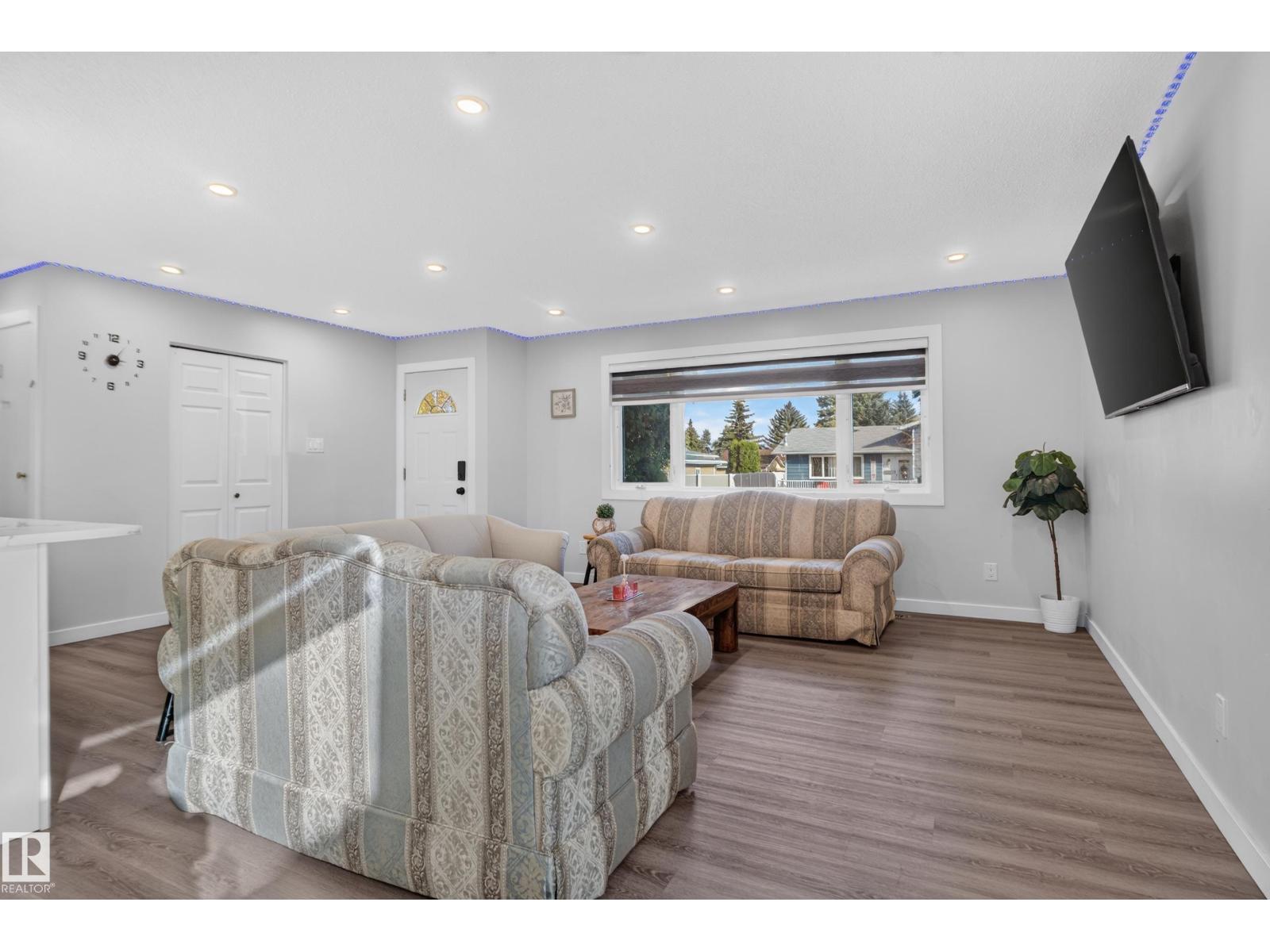 67 HENRY AV NW, Edmonton — photo 33