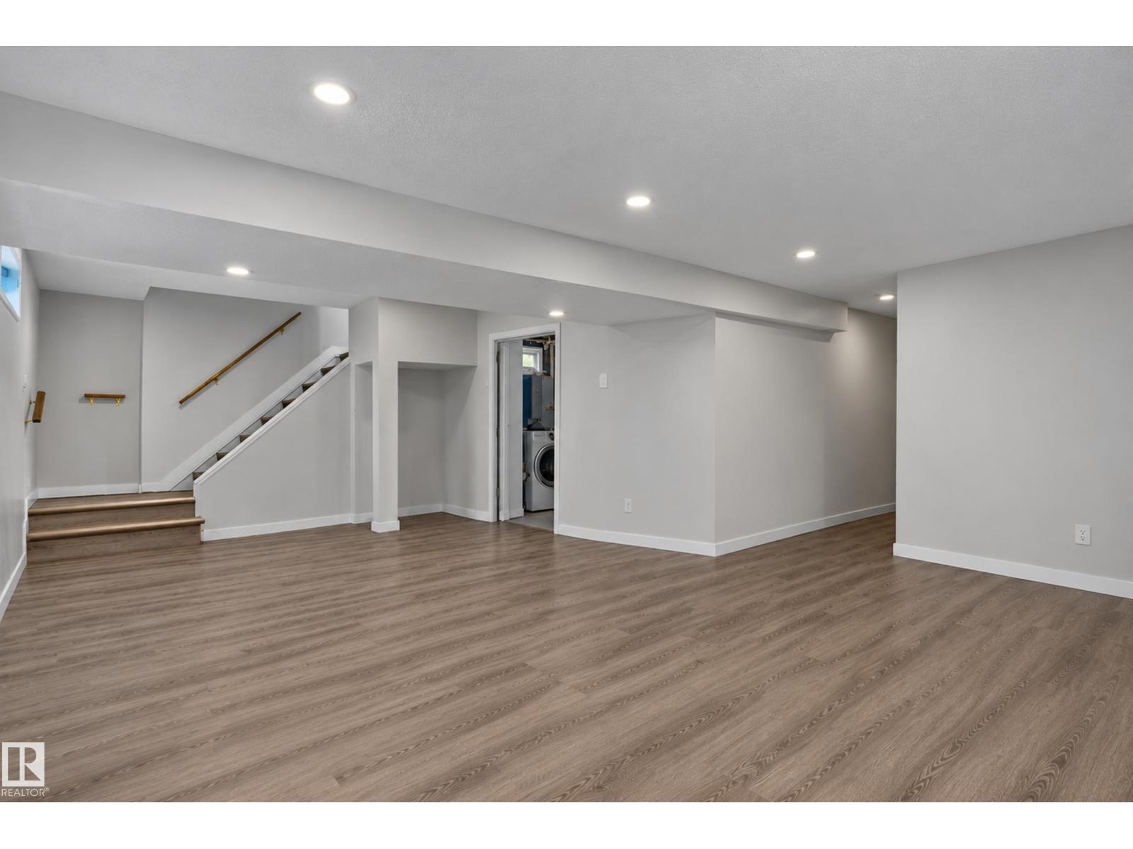 67 Henry Avenue NW, photo 43