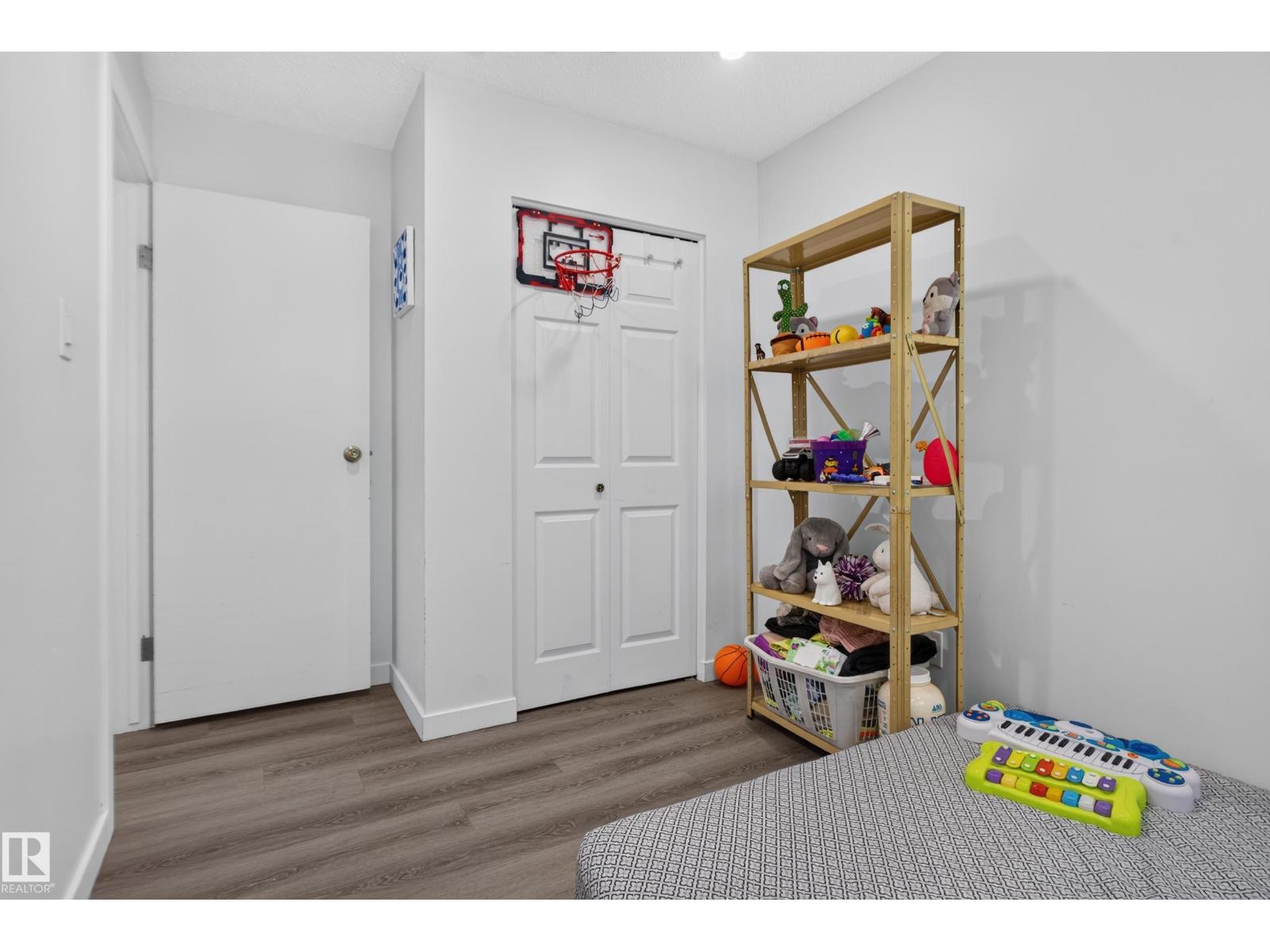 67 HENRY AV NW, Edmonton — photo 30