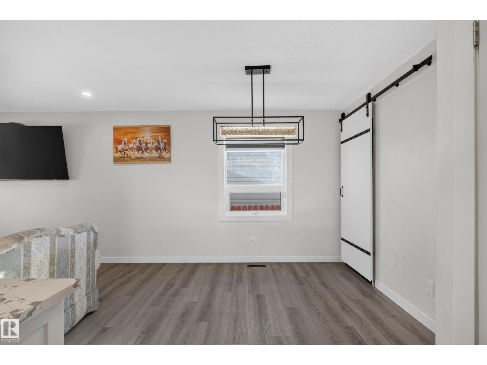 67 HENRY AV NW, Edmonton — photo 23