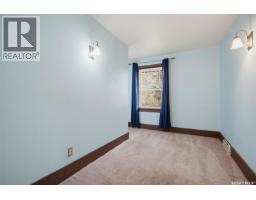 615 Clarence Avenue S, Saskatoon, SK S7H2E1 Photo 16
