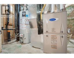 615 Clarence Avenue S, Saskatoon, SK S7H2E1 Photo 29
