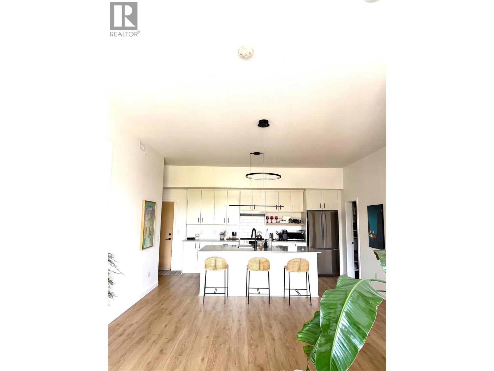 660 Cawston Avenue Unit# 608, Kelowna - Image 1