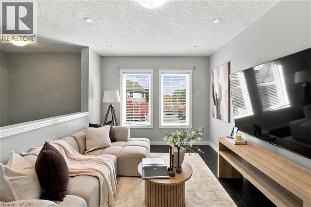 70 WILLOWRUN Drive Unit# M1, Kitchener — photo 8