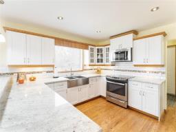 205 Limousin Avenue, St Clements, MB R1A2A8 Photo 17