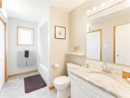 205 Limousin Avenue, St Clements, MB R1A2A8 Photo 29