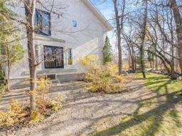 205 Limousin Avenue, St Clements, MB R1A2A8 Photo 40