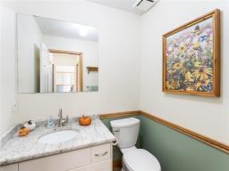 Dining room - 205 Limousin Avenue, St Clements, MB R1A2A8 Photo 7