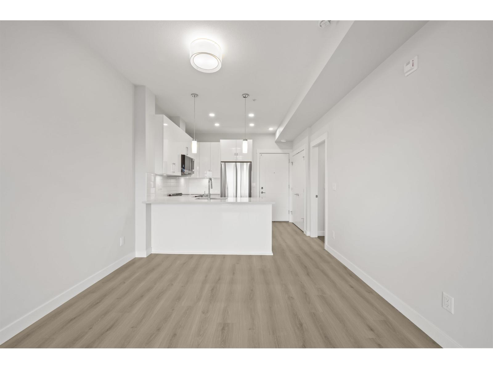613 8423 CEDAR STREET, Mission - Image 1