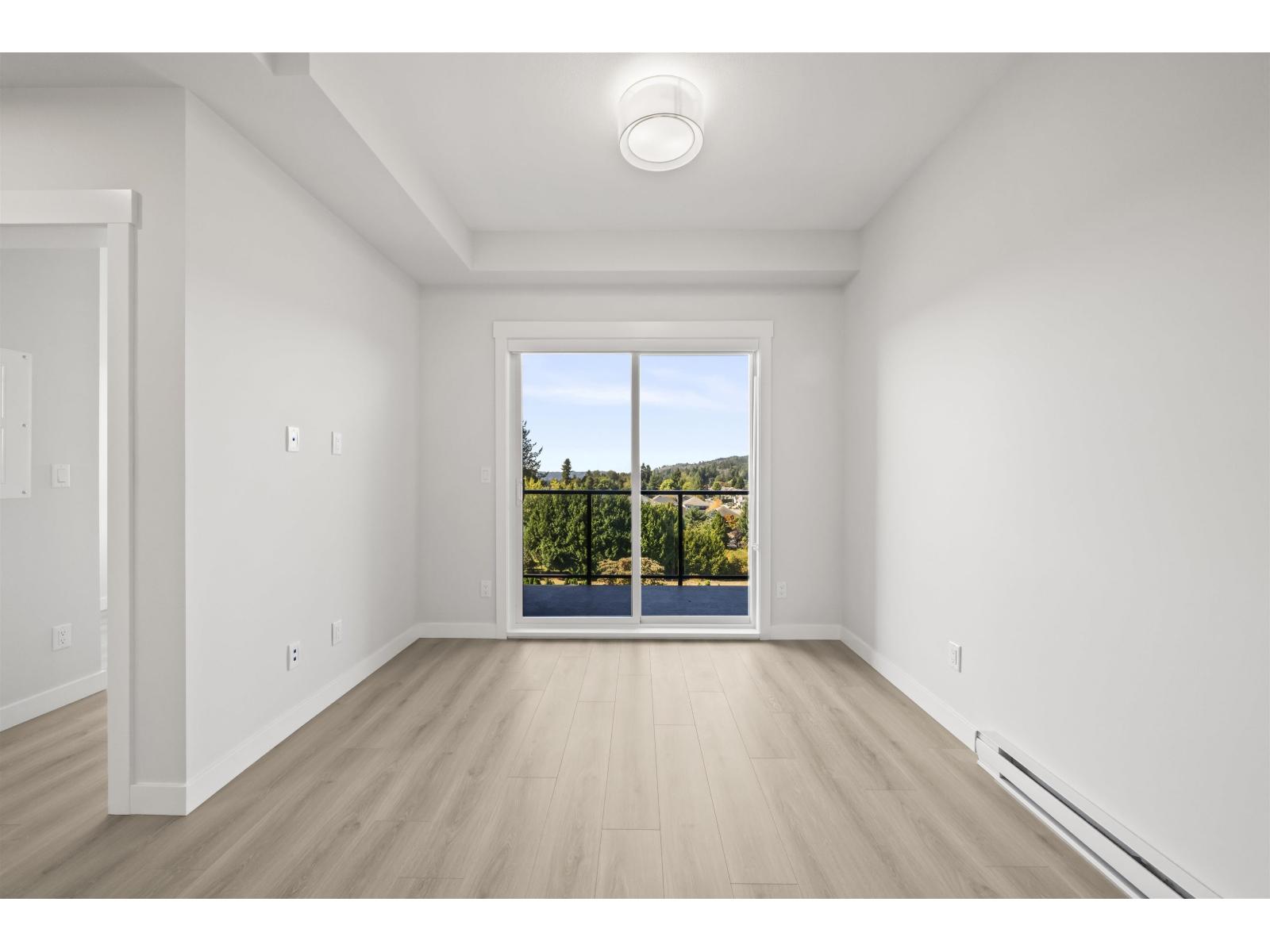 613 8423 CEDAR STREET, Mission - Image 1