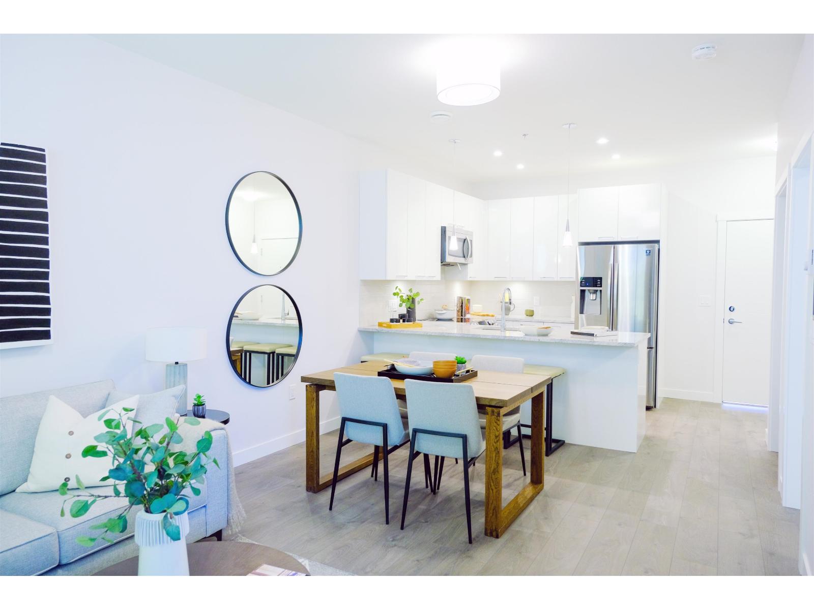 613 8423 CEDAR STREET, Mission - Image 1