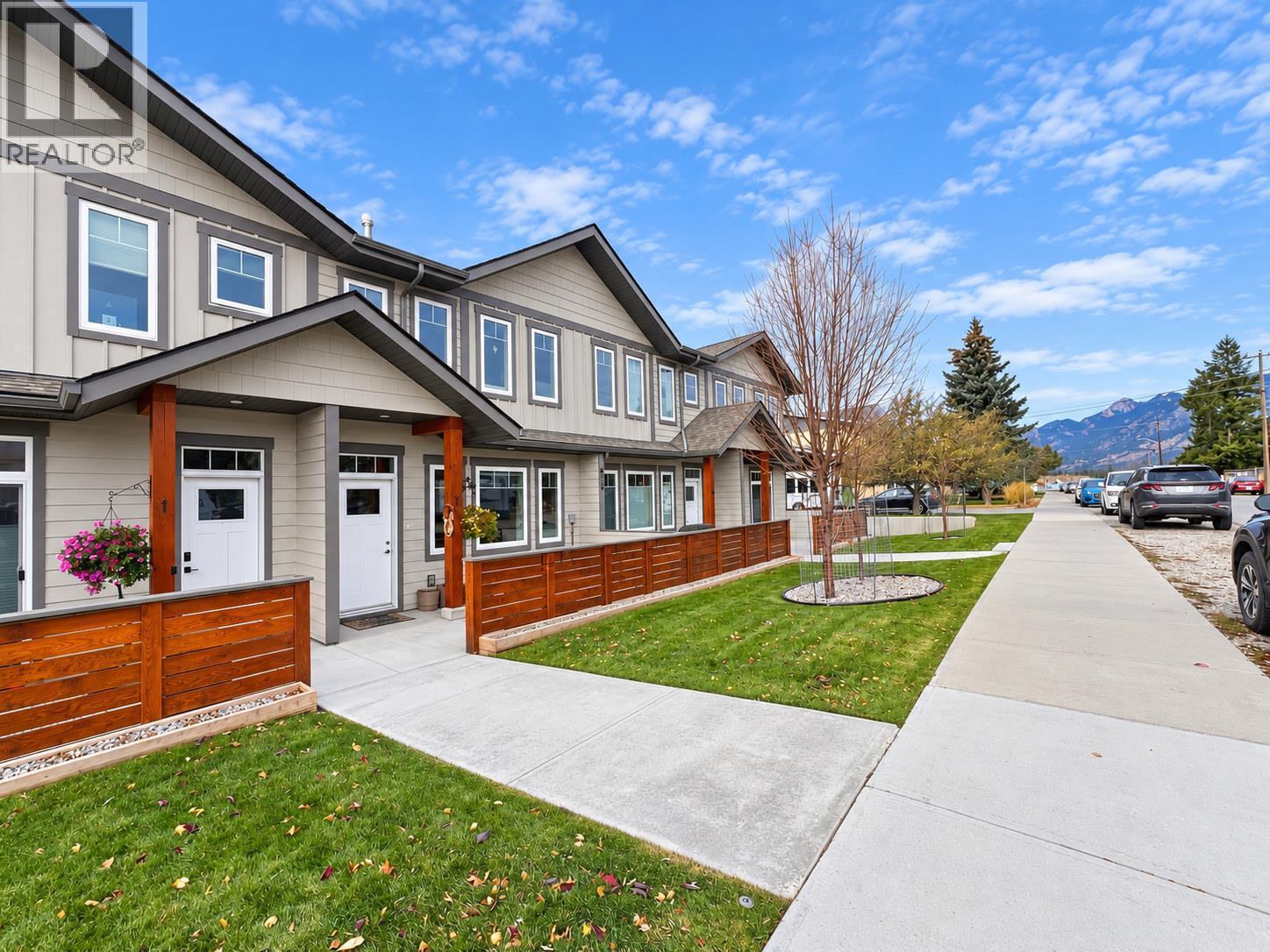 810 6th Avenue Unit# 2, Invermere