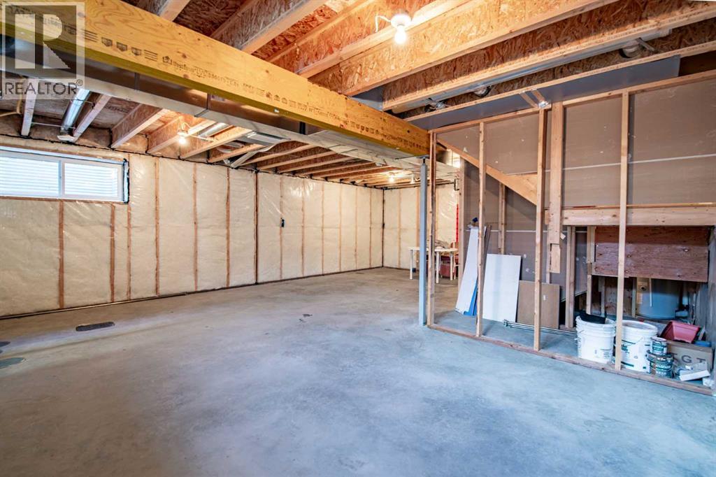 Listing photo – 10 Travis Close, Red Deer