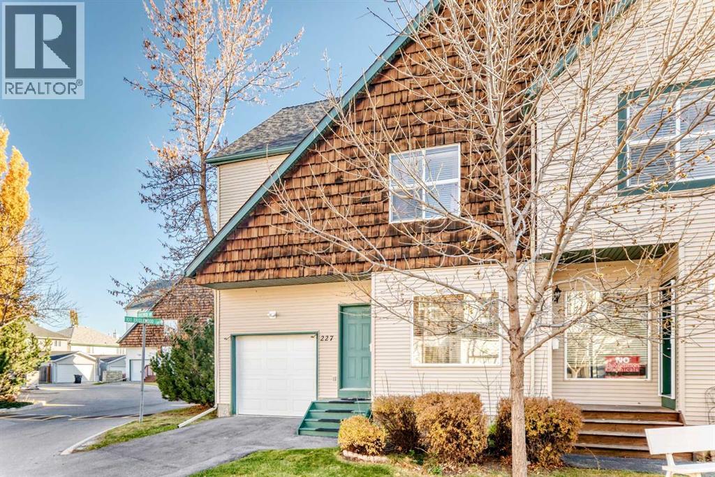 227 Bridlewood View SW, Calgary — photo 2