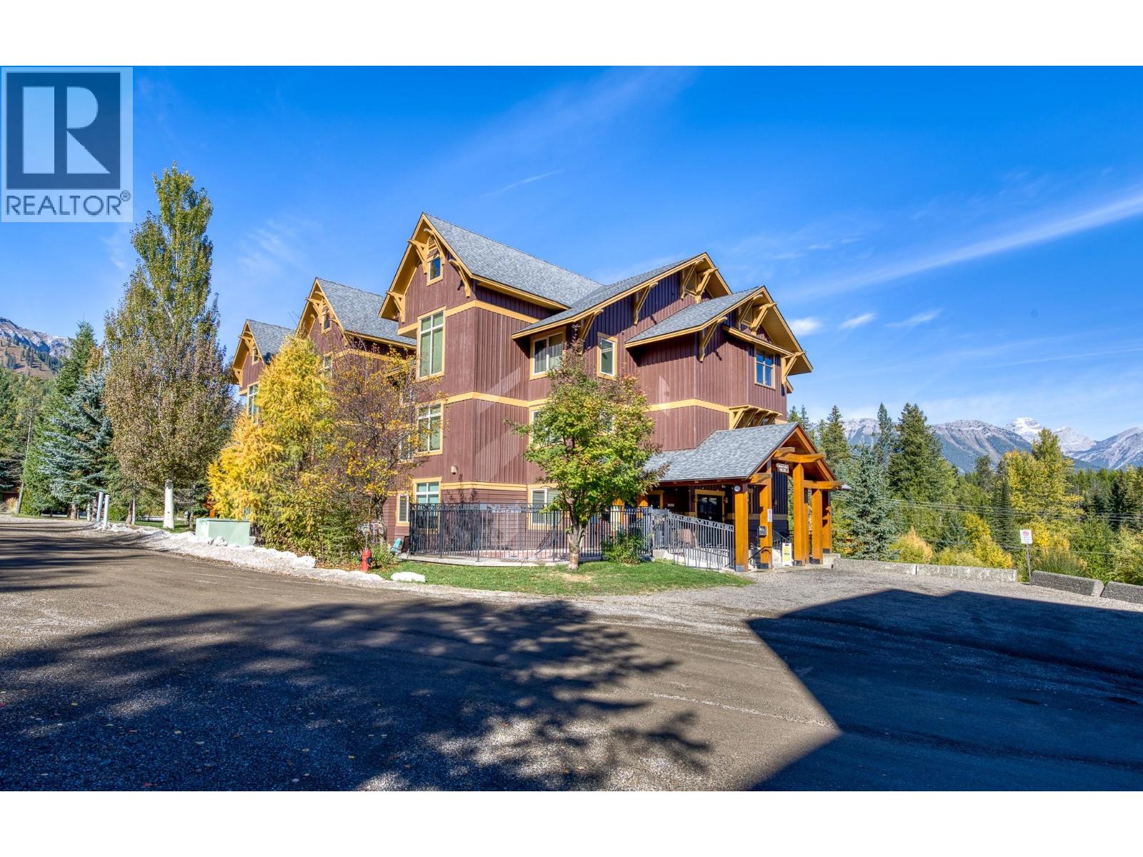 4559 TIMBERLINE Crescent Unit# 526B, Fernie - Image 1