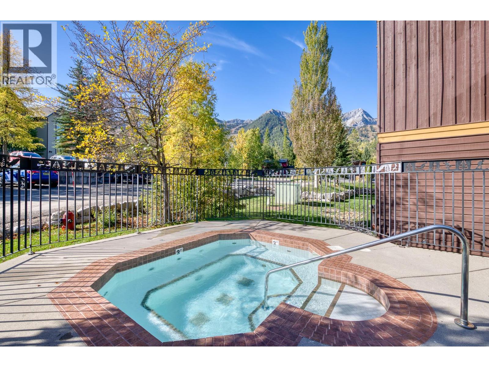 4559 TIMBERLINE Crescent Unit# 526B, Fernie - Image 1