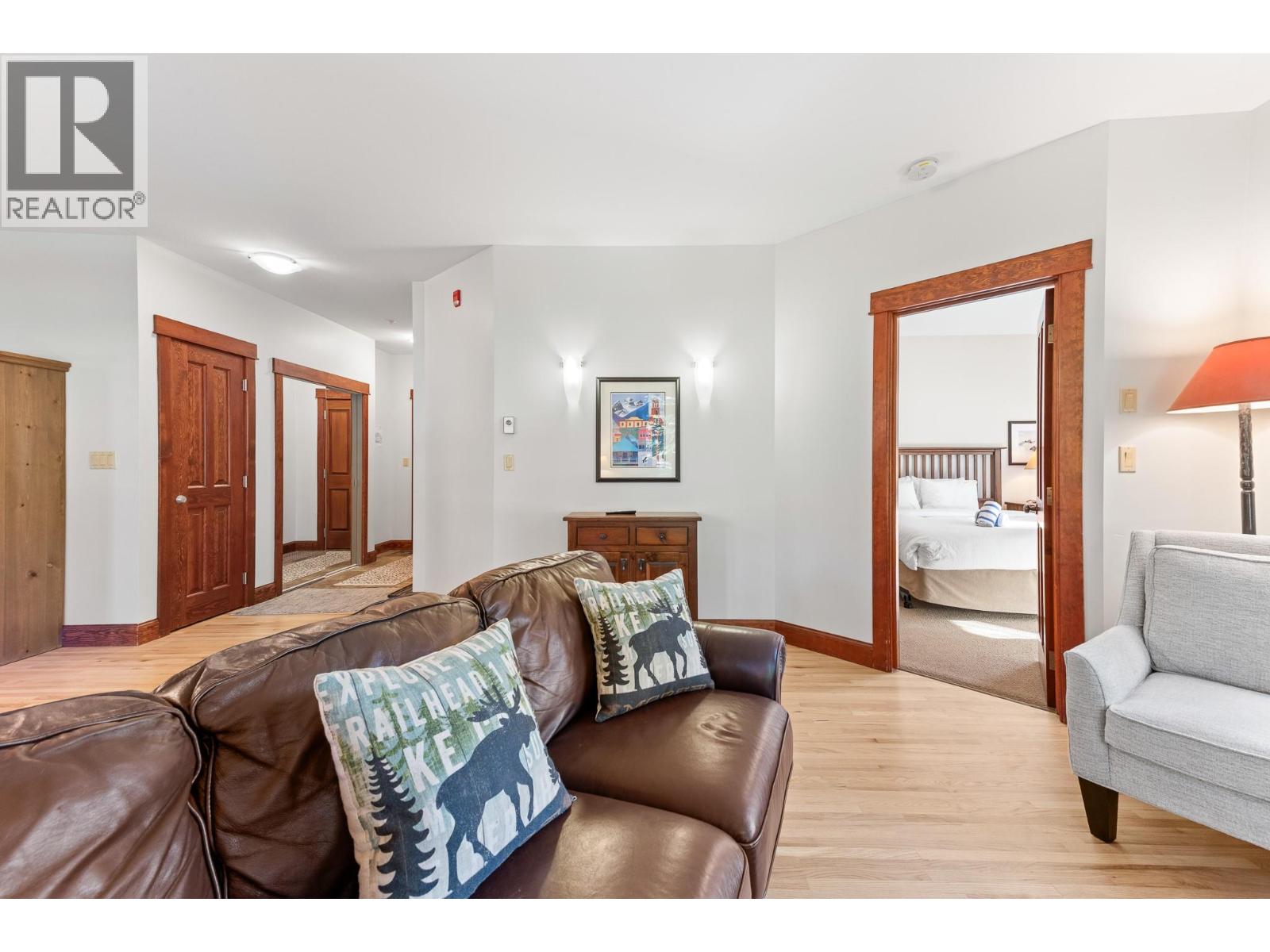 4559 TIMBERLINE Crescent Unit# 526B, Fernie - Image 1
