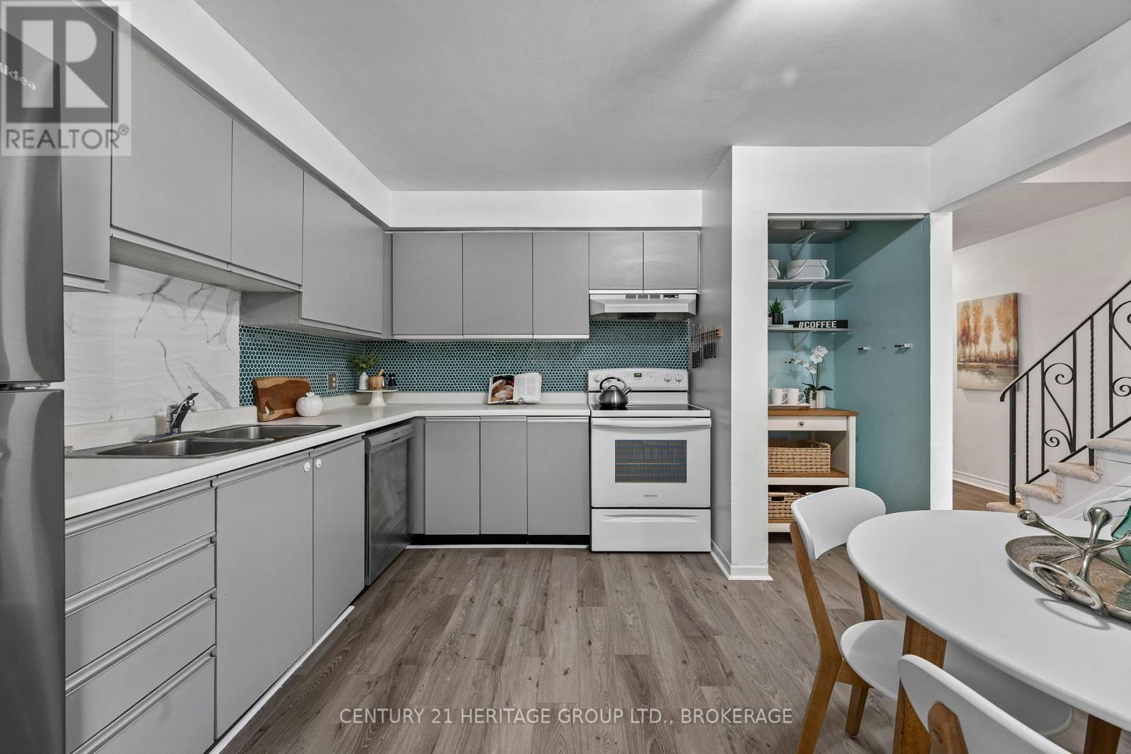 257 MELANIE AVENUE, Kingston (East Gardiners Rd) — photo 8