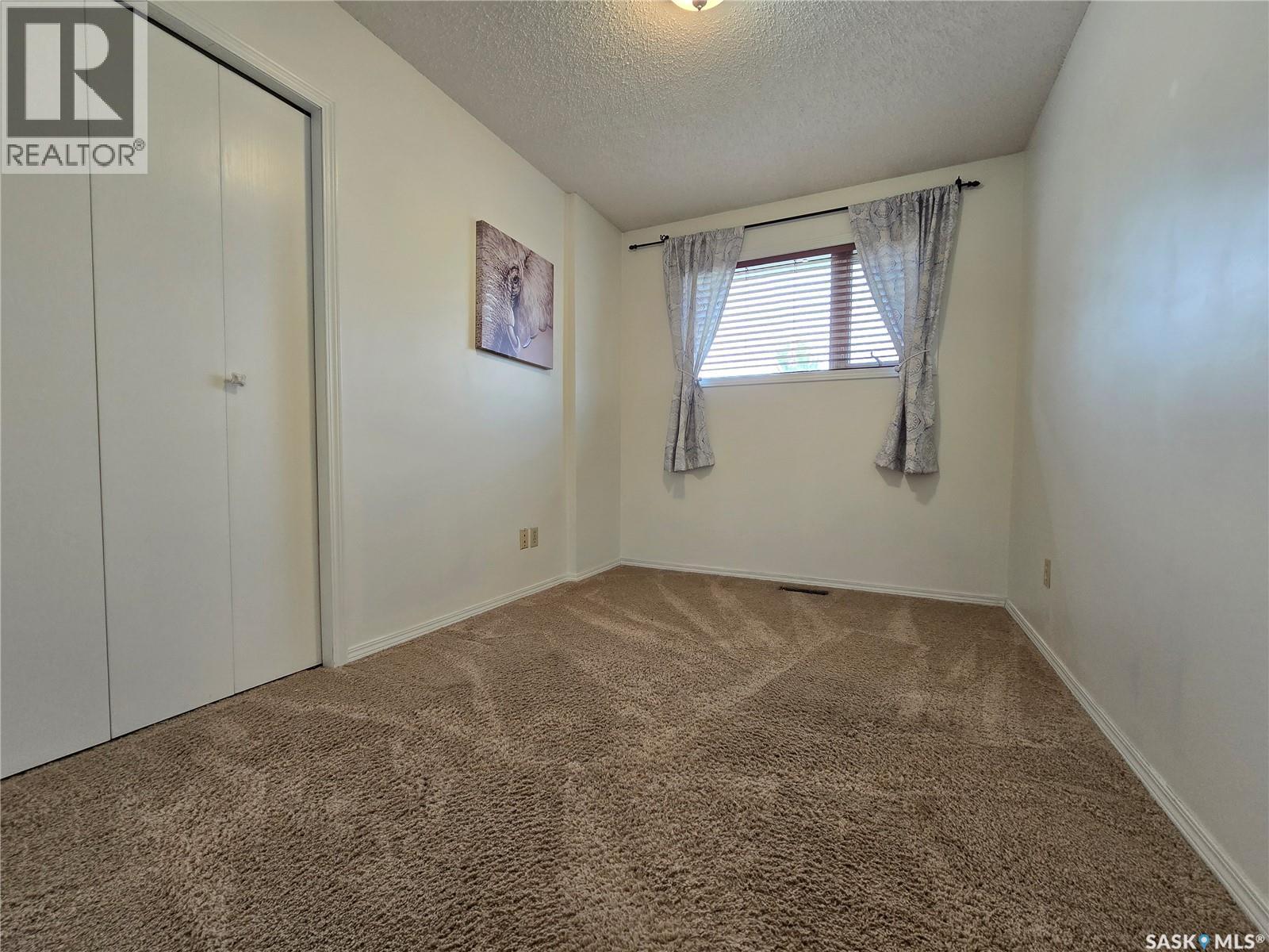 236 BEAN CRESCENT, Weyburn — photo 15